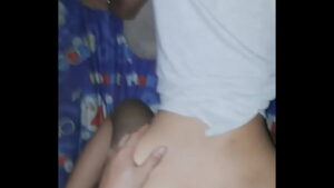 Chịch cô em đít to rên la ầm ĩ không cho hàng xóm ngủ