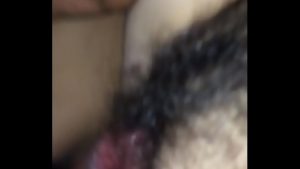 Bướm hồng nhiều lông của em sinh viên địt phê quá